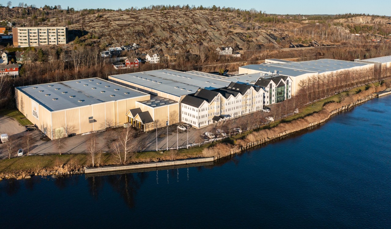 Dronebilde av VIX sitt lager og kontor i Fredrikstad.